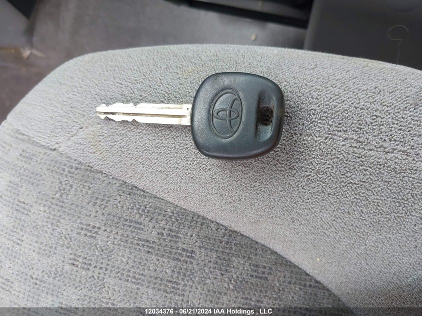 2005 Toyota Sienna Ce VIN: 5TDZA29C25S229989 Lot: 12034376