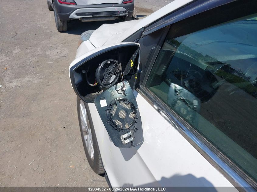 2016 Ford Escape Se VIN: 1FMCU9G92GUB17572 Lot: 12034532