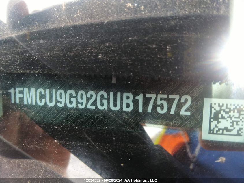 2016 Ford Escape Se VIN: 1FMCU9G92GUB17572 Lot: 12034532
