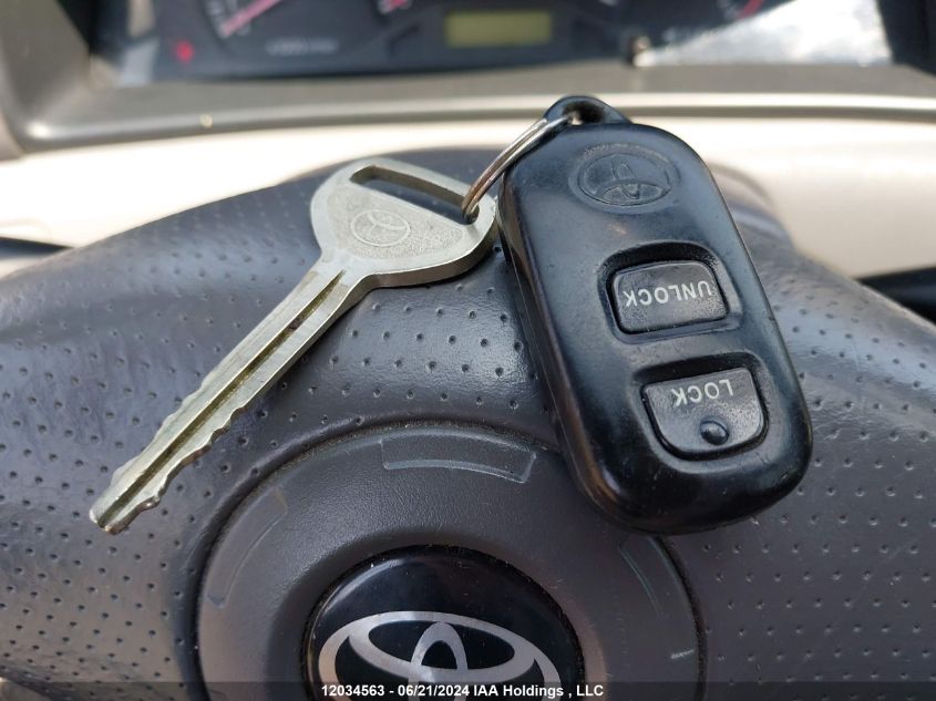 2004 Toyota Corolla Ce/Le/S VIN: 2T1BR32E24C815272 Lot: 12034563