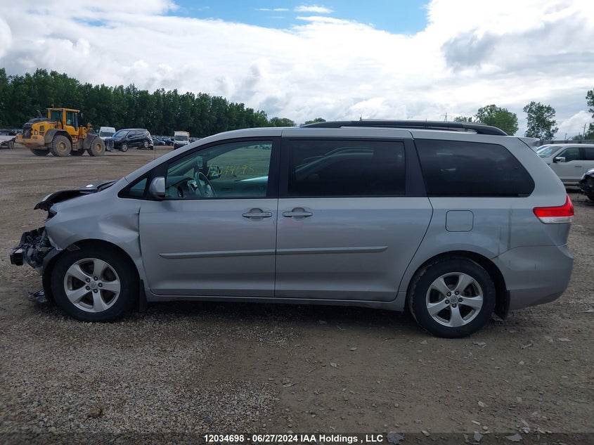 2014 Toyota Sienna Le 8 Passenger VIN: 5TDKK3DC9ES477460 Lot: 12034698