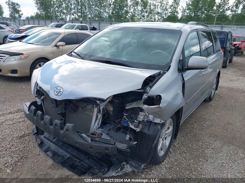 2014 Toyota Sienna Le 8 Passenger VIN: 5TDKK3DC9ES477460 Lot: 12034698