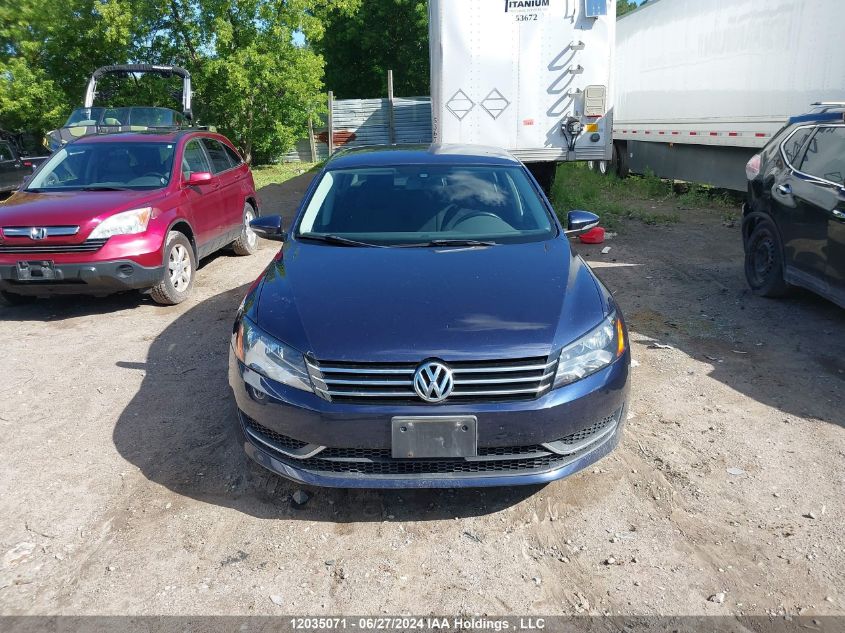 1VWAH7A33CC064872 2012 Volkswagen Passat