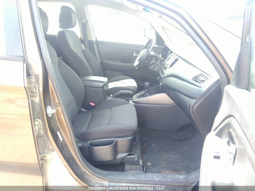 2014 Kia Rondo VIN: KNAHT8A30E7018379 Lot: 12035084