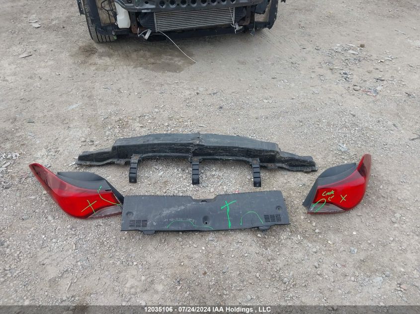 2015 Hyundai Elantra Se/Sport/Limited VIN: KMHDH4AE0FU417918 Lot: 12035106