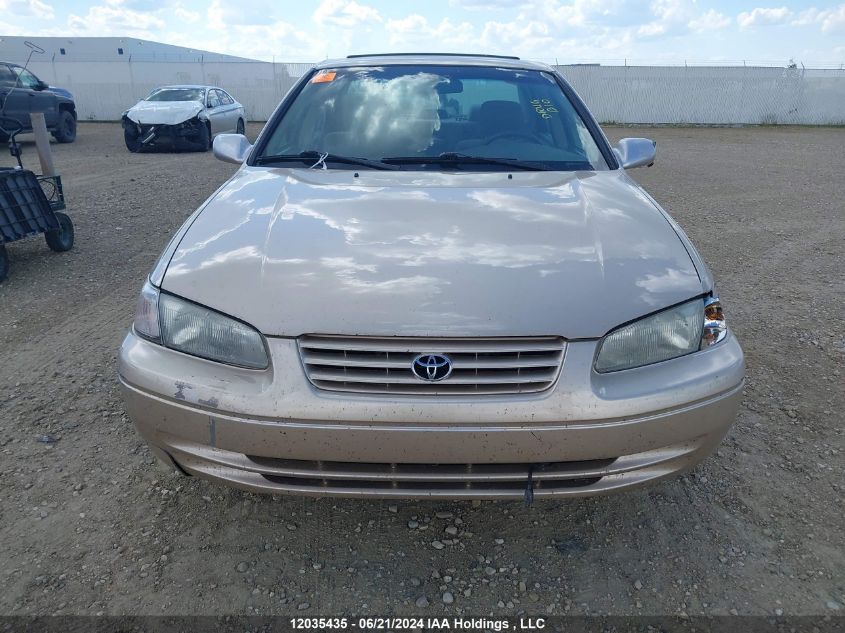 1999 Toyota Camry Le VIN: JT2BG22K0X0282562 Lot: 12035435