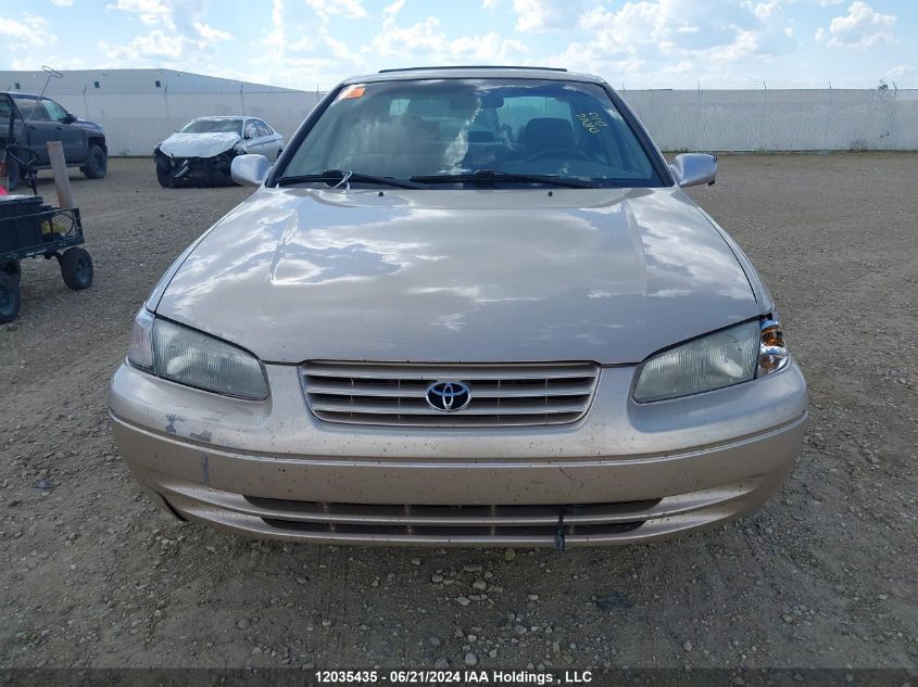 1999 Toyota Camry Le VIN: JT2BG22K0X0282562 Lot: 12035435