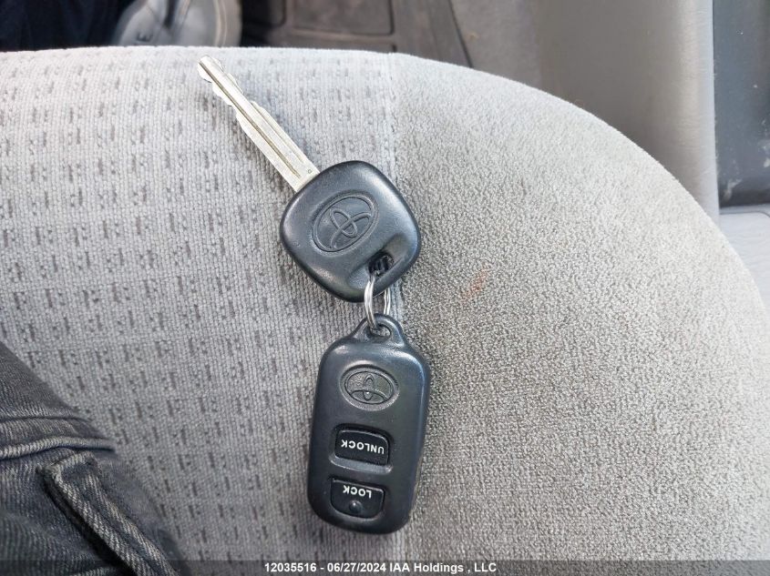 2005 Toyota Corolla Ce/Le/S VIN: 2T1BR32E15C866926 Lot: 12035516