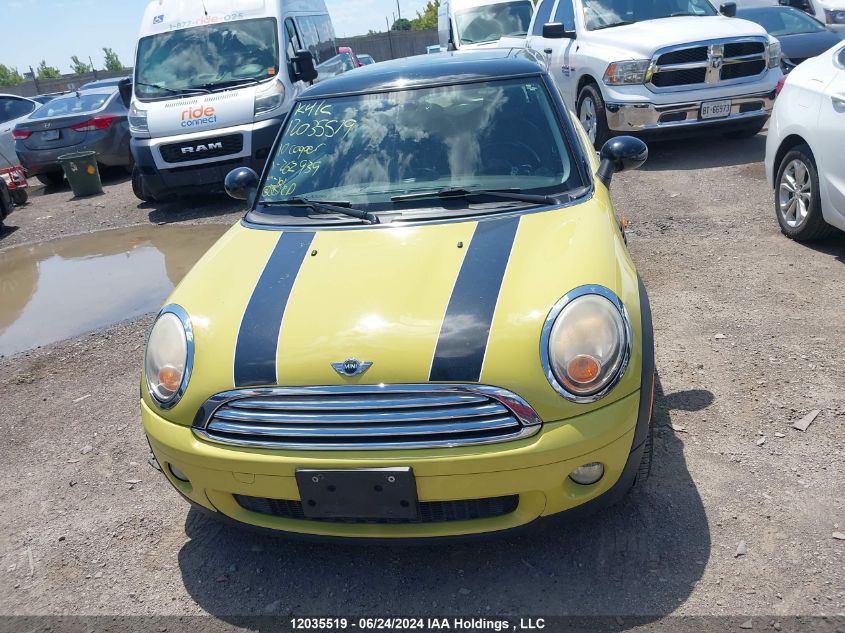 2010 Mini Cooper Hardtop VIN: WMWMF3C58ATZ62939 Lot: 12035519