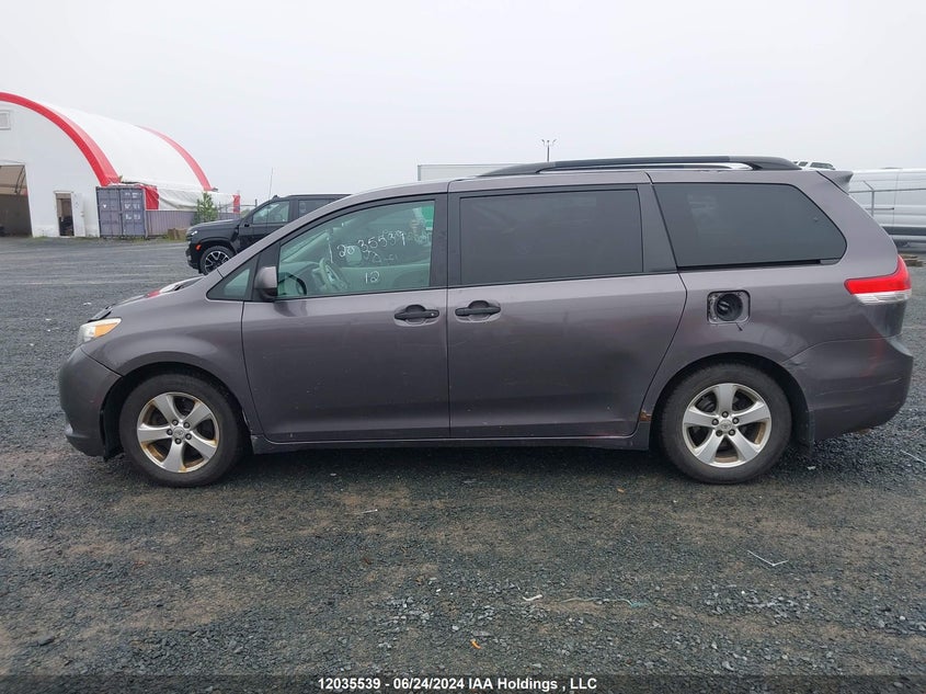 2012 Toyota Sienna V6 7 Passenger VIN: 5TDZK3DC8CS236811 Lot: 12035539