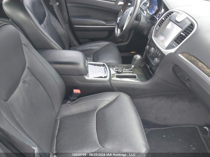 2011 Chrysler 300C VIN: 2C3CA5CG3BH562798 Lot: 12035709