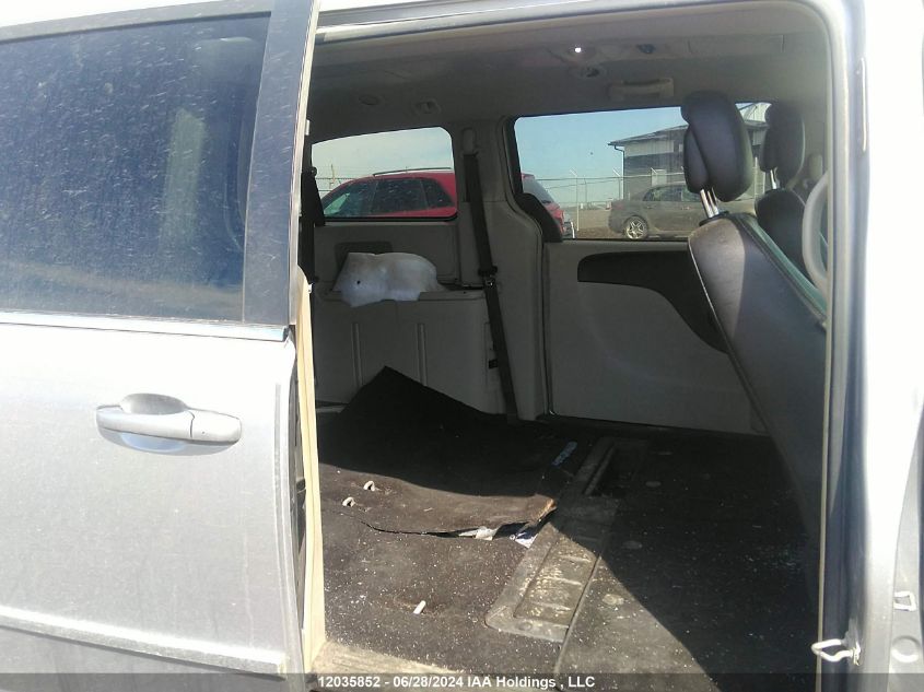 2017 Dodge Grand Caravan Crew VIN: 2C4RDGDG8HR775224 Lot: 12035852