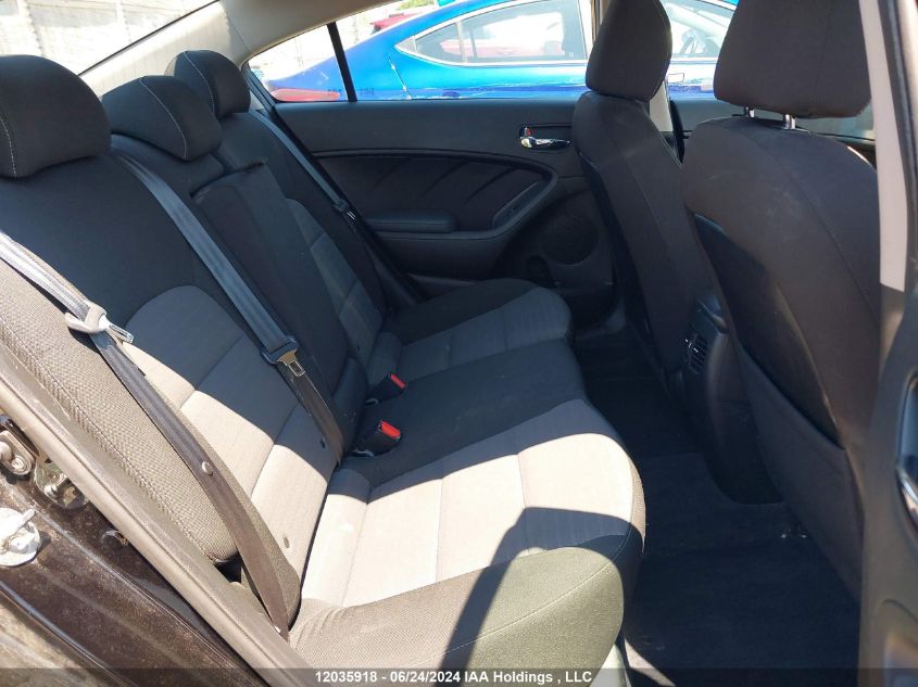 2018 Kia Forte VIN: 3KPFL4A88JE179541 Lot: 12035918