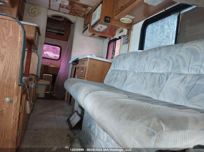 1992 Toyota Pickup Cab Chassis Super Long Wb VIN: JT5VN94T3N0025686 Lot: 12035998