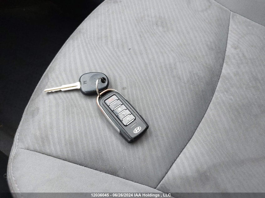 2013 Hyundai Elantra Gls VIN: 5NPDH4AE2DH360052 Lot: 12036045