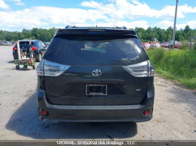 2019 Toyota Sienna Se/Se Premium VIN: 5TDXZ3DC8KS975923 Lot: 12036608