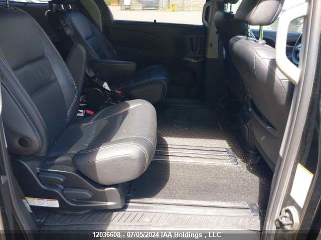 2019 Toyota Sienna Se/Se Premium VIN: 5TDXZ3DC8KS975923 Lot: 12036608