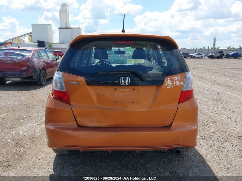 2010 Honda Fit VIN: JHMGE8H80AC803382 Lot: 12036625