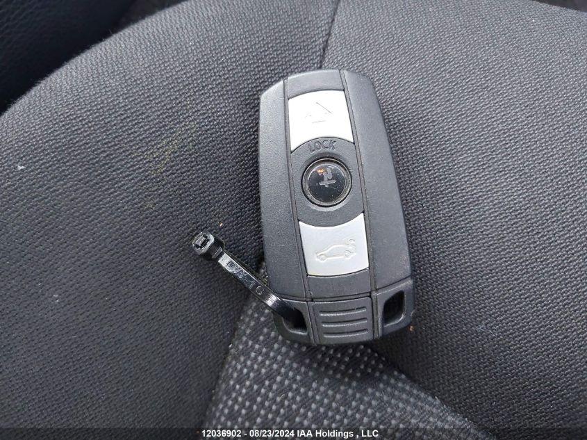 2005 BMW 3 Series VIN: WBAVA76000NK14246 Lot: 12036902