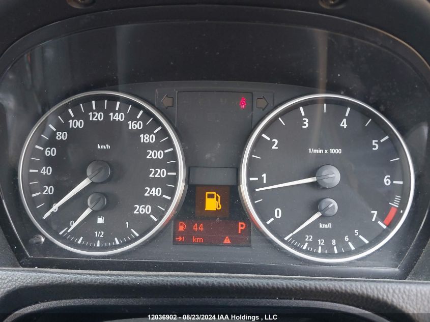 2005 BMW 3 Series VIN: WBAVA76000NK14246 Lot: 12036902