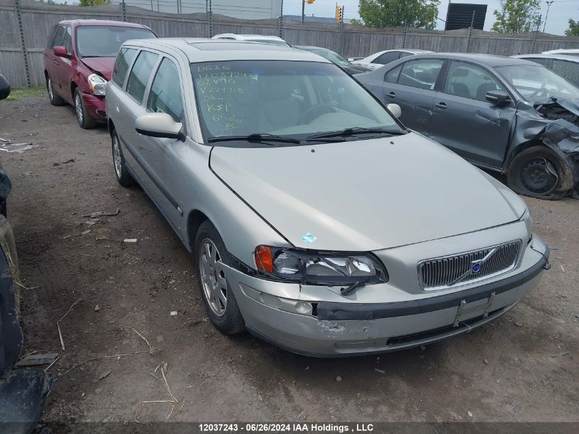 2002 Volvo V70