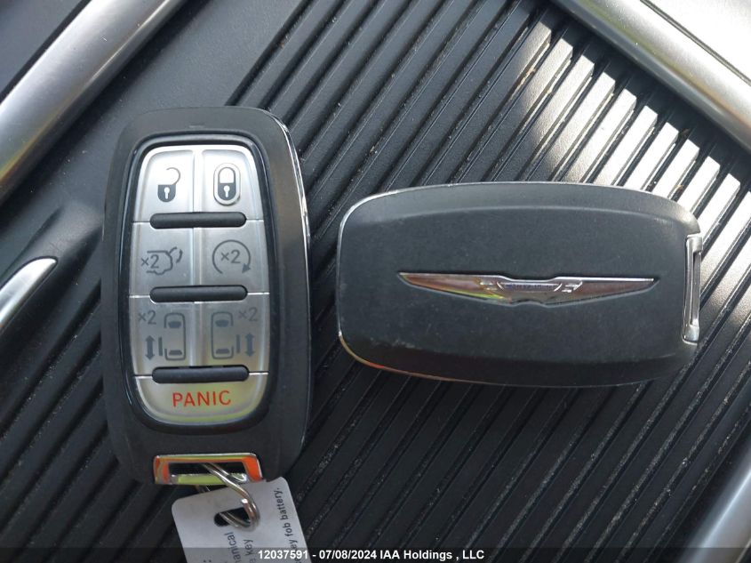 2018 Chrysler Pacifica Limited VIN: 2C4RC1GG4JR350584 Lot: 12037591