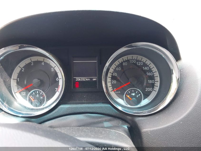 2013 Dodge Grand Caravan Crew VIN: 2C4RDGDG0DR700690 Lot: 12037708