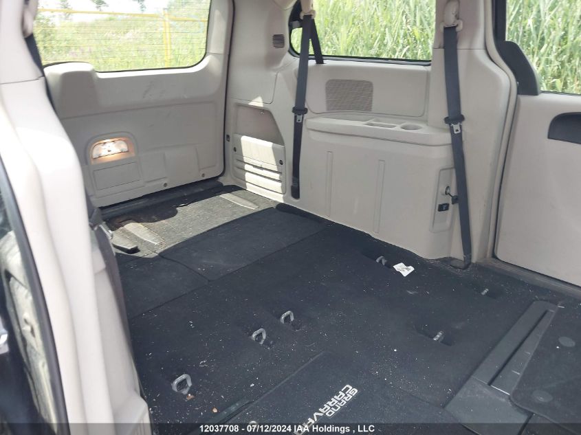 2013 Dodge Grand Caravan Crew VIN: 2C4RDGDG0DR700690 Lot: 12037708