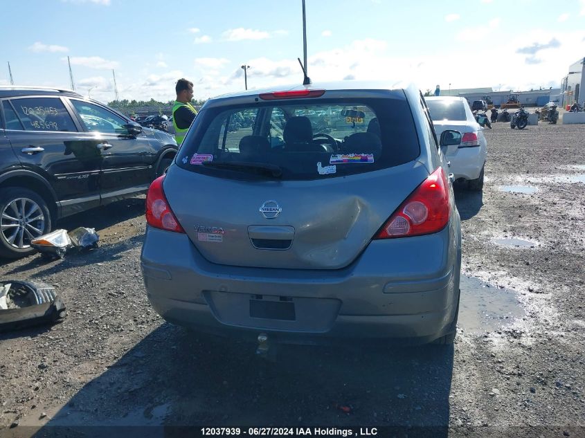 2009 Nissan Versa 1.8S VIN: 3N1BC13E99L356477 Lot: 12037939