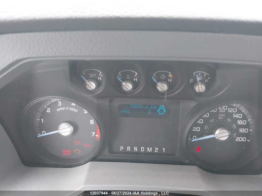 2015 Ford F250 Super Duty VIN: 1FT7X2B6XFED33924 Lot: 12037944