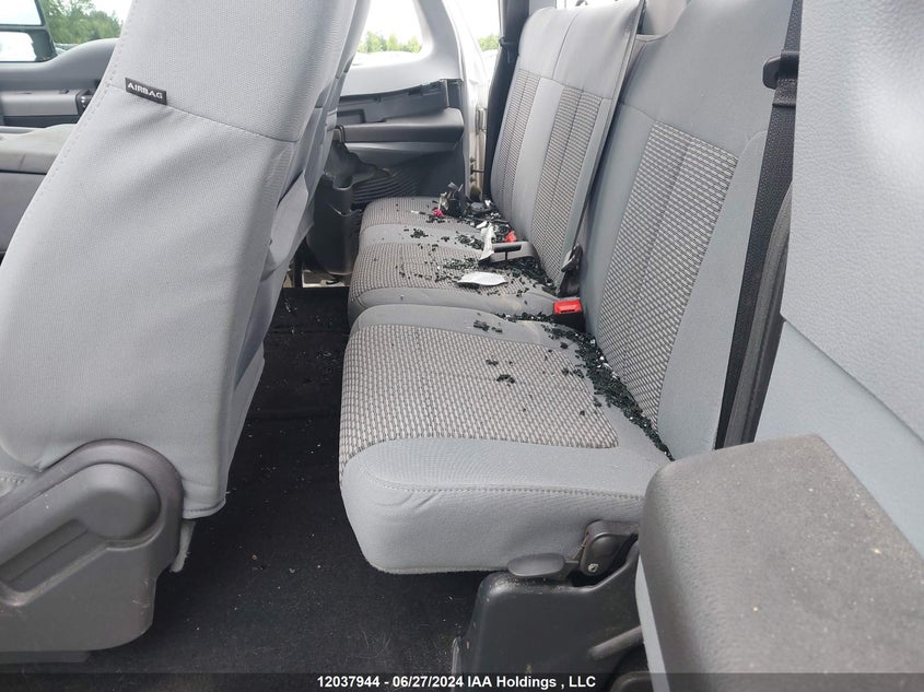 2015 Ford F250 Super Duty VIN: 1FT7X2B6XFED33924 Lot: 12037944