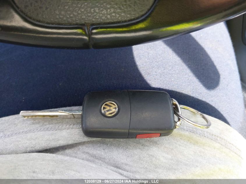 2016 Volkswagen Tiguan VIN: WVGJV7AX5GW033251 Lot: 12038129