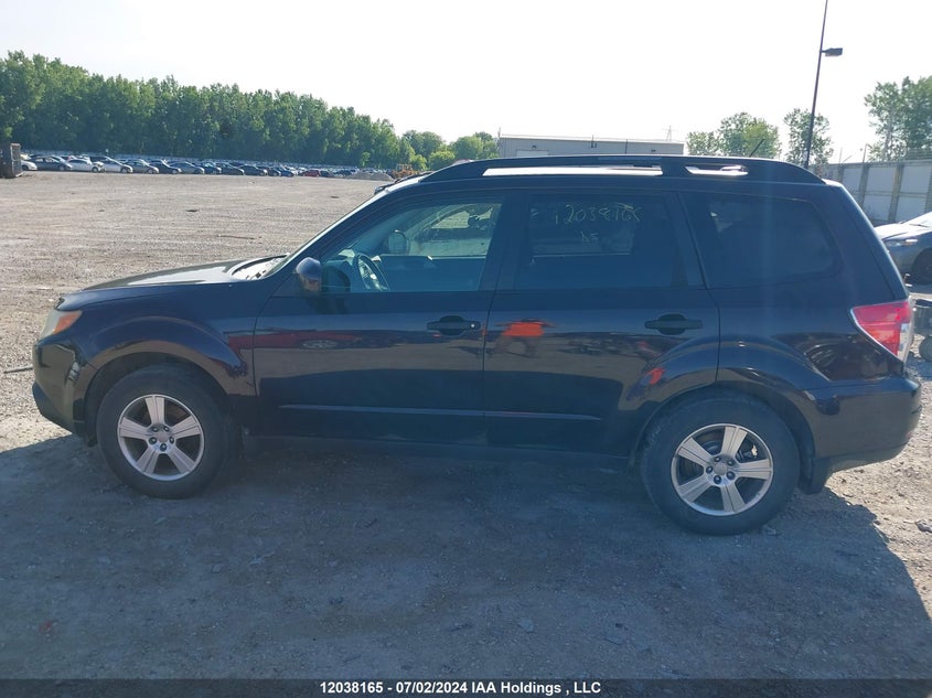 2013 Subaru Forester VIN: JF2SHCBC0DH409652 Lot: 12038165