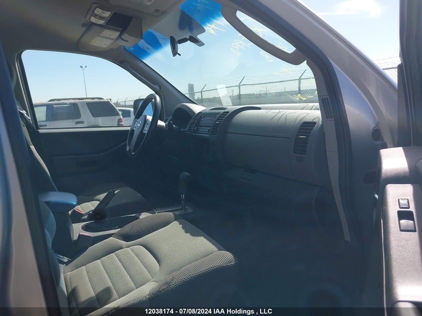 2005 Nissan Xterra Off Road/S/Se VIN: 5N1AN08W85C623608 Lot: 12038174