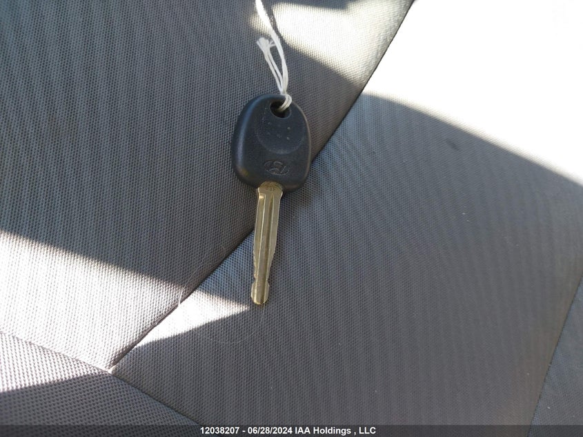 2012 Hyundai Elantra Gls/Limited VIN: 5NPDH4AE7CH142512 Lot: 12038207