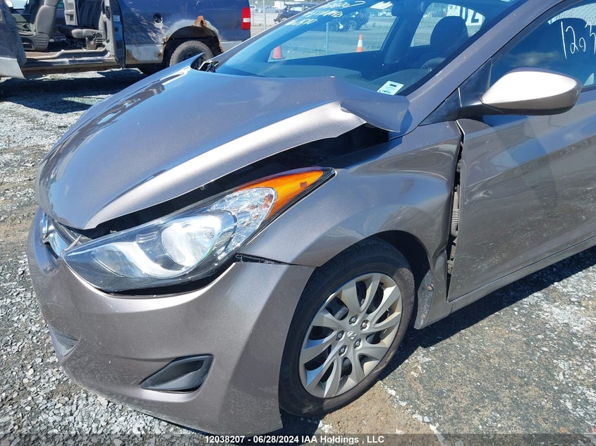 2012 Hyundai Elantra Gls/Limited VIN: 5NPDH4AE7CH142512 Lot: 12038207