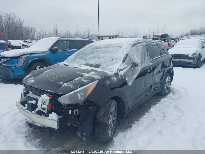 KNDCC3LG0M5090645 2021 KIA NIRO photo no. 2