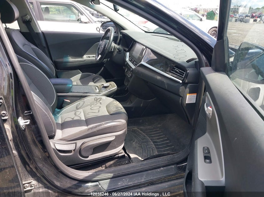 KNDCC3LG0M5090645 2021 KIA NIRO photo no. 5