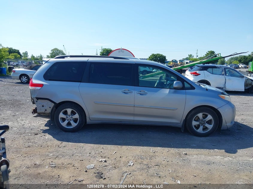 2012 Toyota Sienna VIN: 5TDKK3DC5CS268228 Lot: 12038278