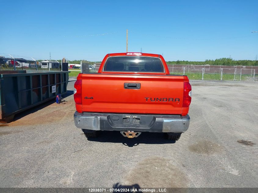 2018 Toyota Tundra Sr5 Plus 5.7L V8 VIN: 5TFDY5F19JX697507 Lot: 12038371