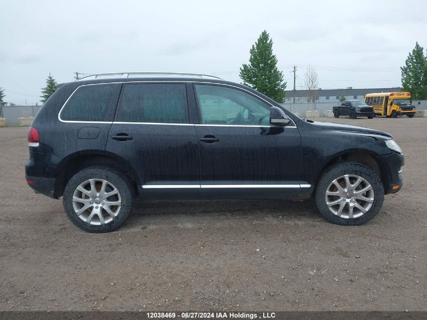 2008 Volkswagen Touareg 2 VIN: WVGCB77L18D041883 Lot: 12038469