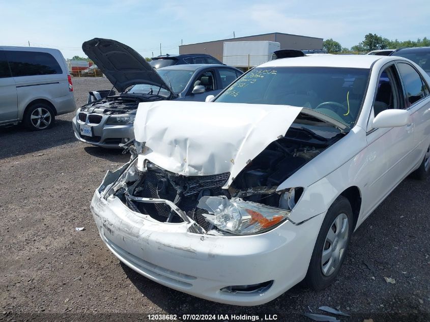 JTDBE32K520101581 2002 Toyota Camry Le/Xle/Se