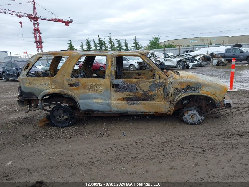 1997 Chevrolet Blazer VIN: 1GNDT13W3V2152100 Lot: 12038912