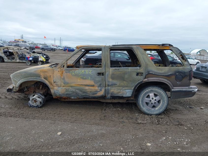 1997 Chevrolet Blazer VIN: 1GNDT13W3V2152100 Lot: 12038912