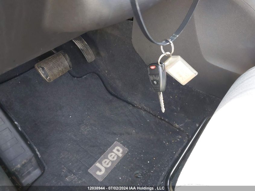 2010 Jeep Compass Sport/North VIN: 1J4NF4FB3AD622598 Lot: 12038944