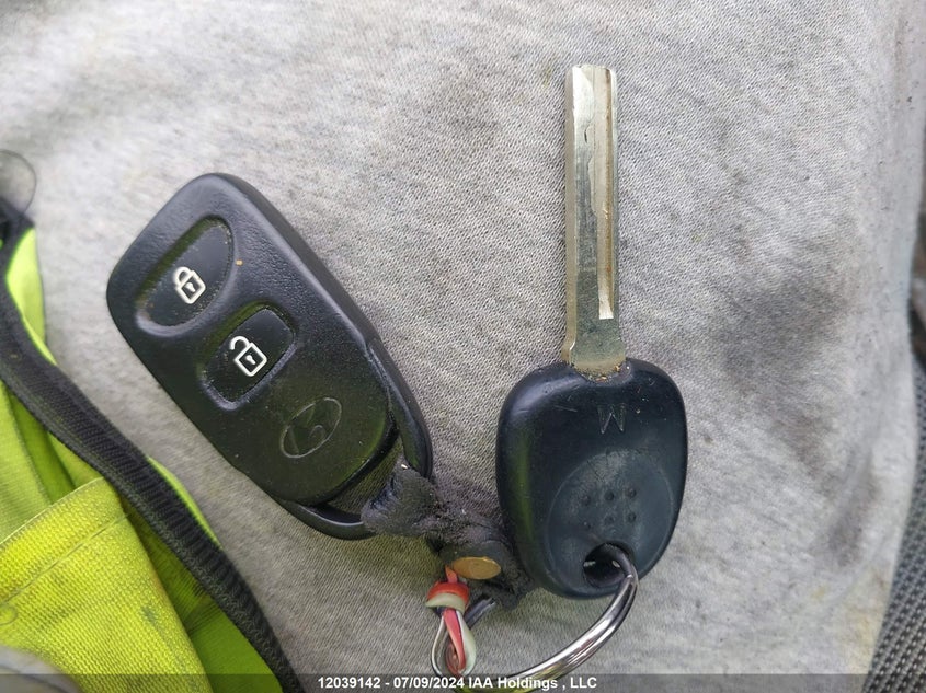 2012 Hyundai Accent Gl VIN: KMHCT5AE1CU049468 Lot: 12039142