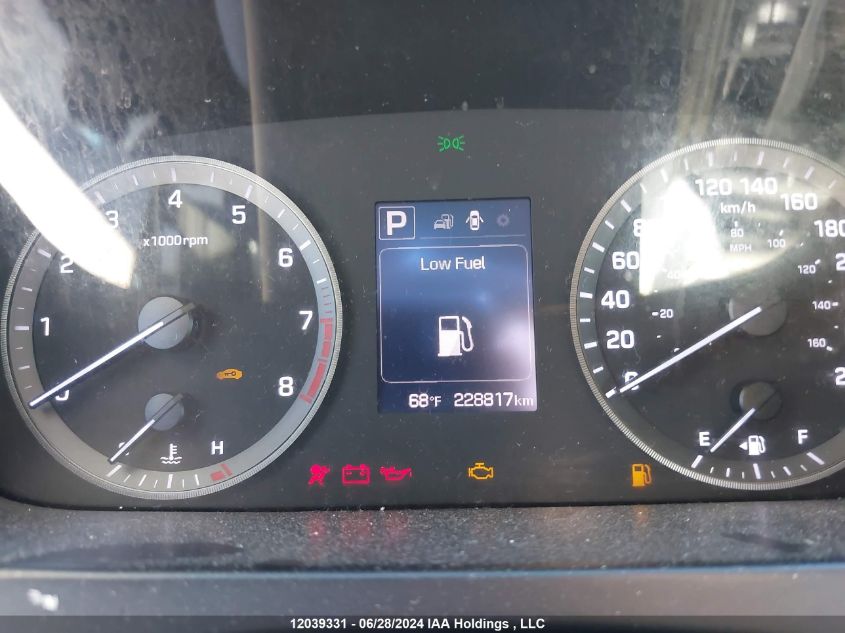 2015 Hyundai Sonata Gl VIN: 5NPE24AF9FH050854 Lot: 12039331