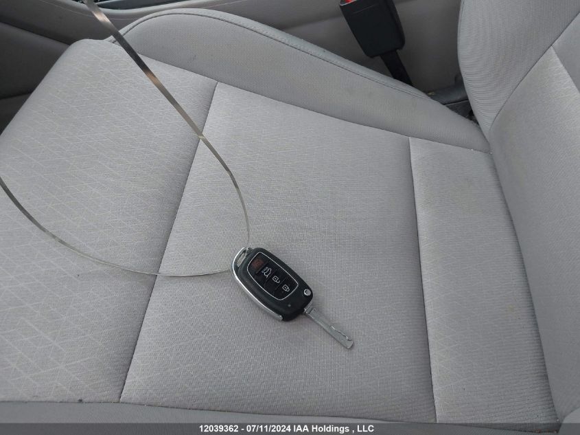 2017 Hyundai Tucson Se VIN: KM8J23A43HU560144 Lot: 12039362