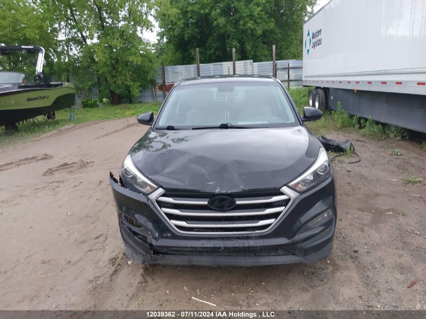 2017 Hyundai Tucson Se VIN: KM8J23A43HU560144 Lot: 12039362