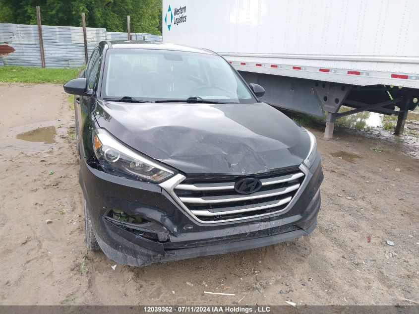 2017 Hyundai Tucson Se VIN: KM8J23A43HU560144 Lot: 12039362